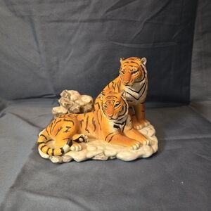 Homco Siberian Tigers